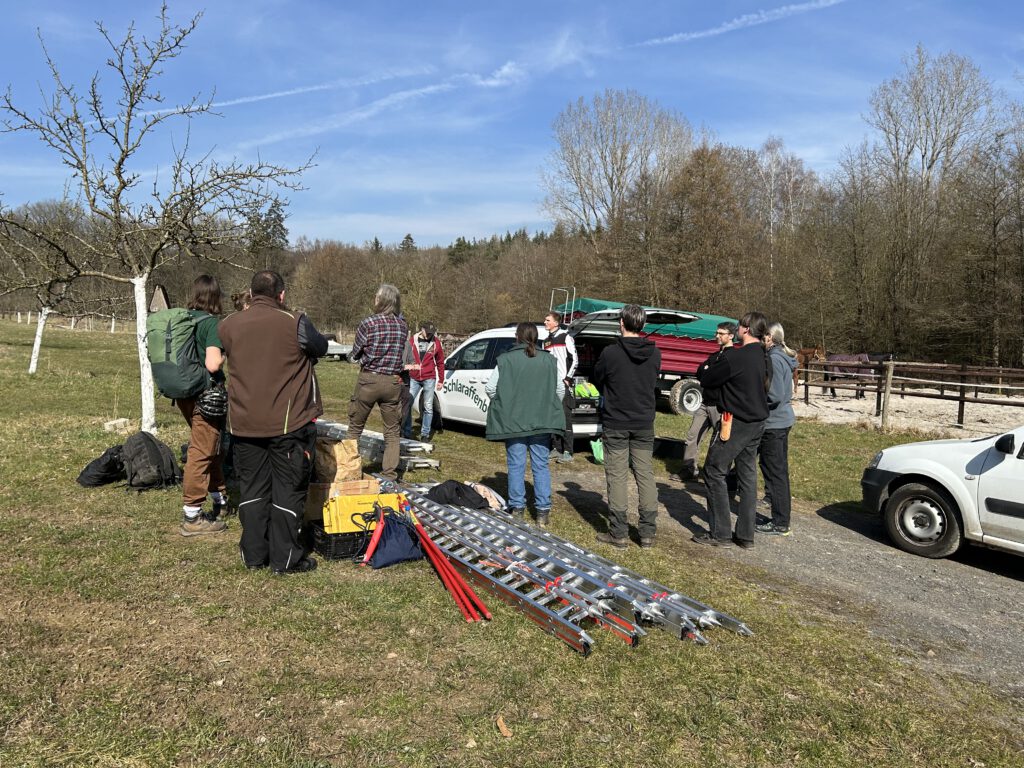 Baumwartkurs beim Briefing